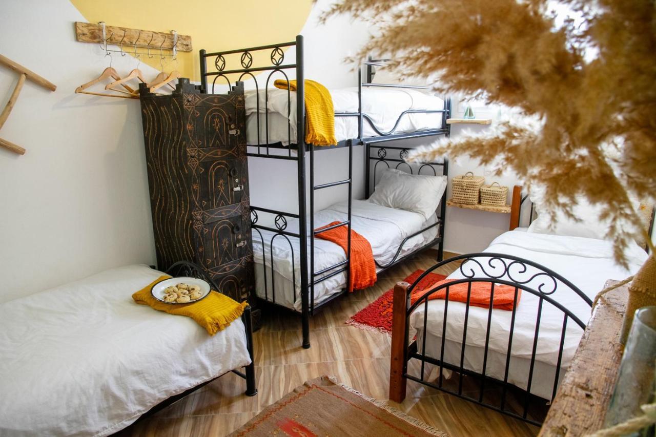 Amayour Surf Hostel Taghazout Ngoại thất bức ảnh