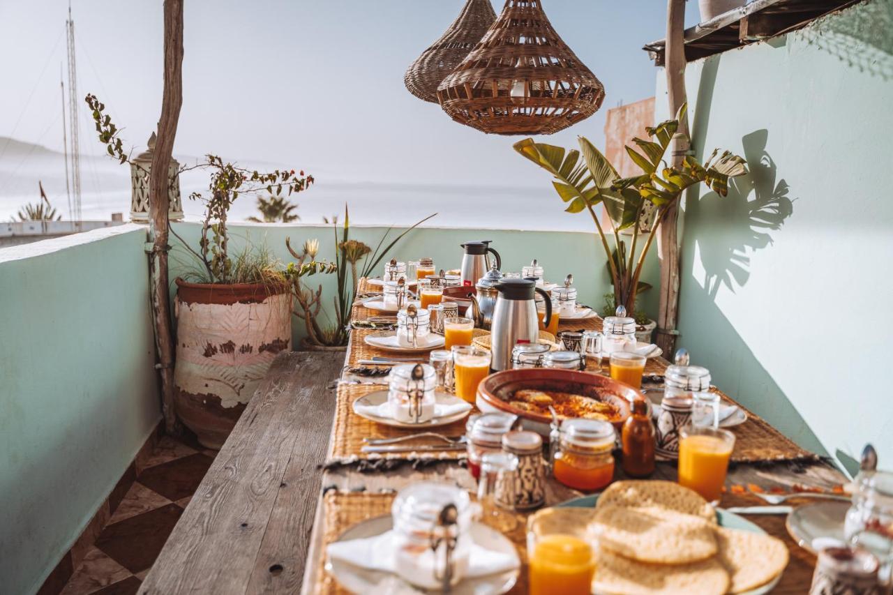 Amayour Surf Hostel Taghazout Ngoại thất bức ảnh